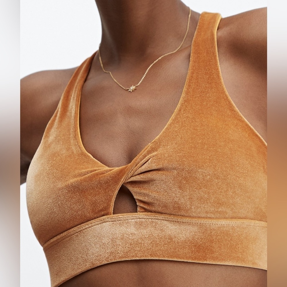 Fabletics Oasis Twist Velour Padded Sports Bra - Light Honey Yellow Gold